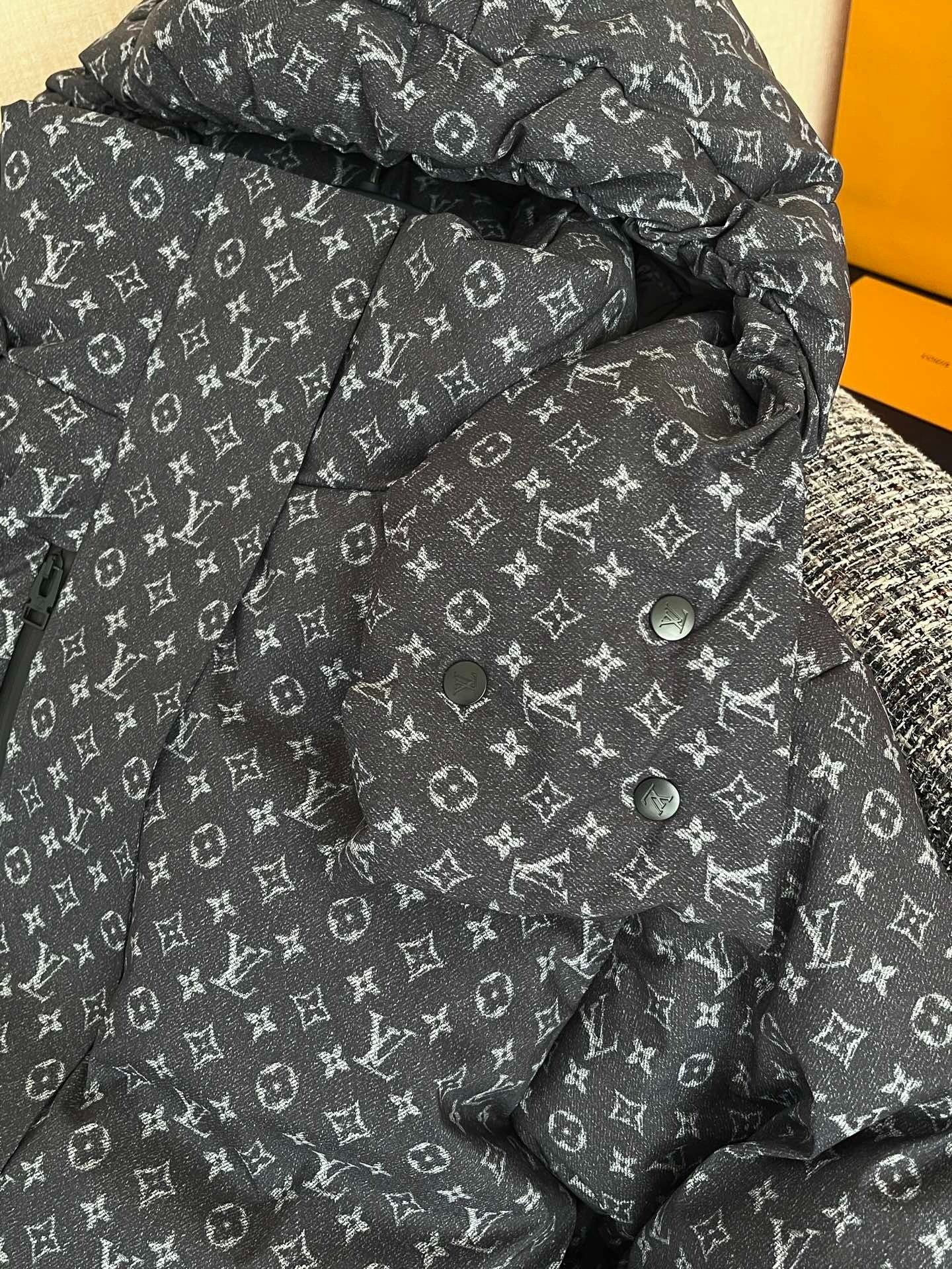 Louis Vuitton Denim-Effect Monogram Ski Jacket Dark Grey For Women 1AIPGV - Image 9