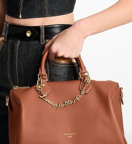 Alternative view of Louis Vuitton LV Script Chain Bag Charm Gold Hardware For Women M03473