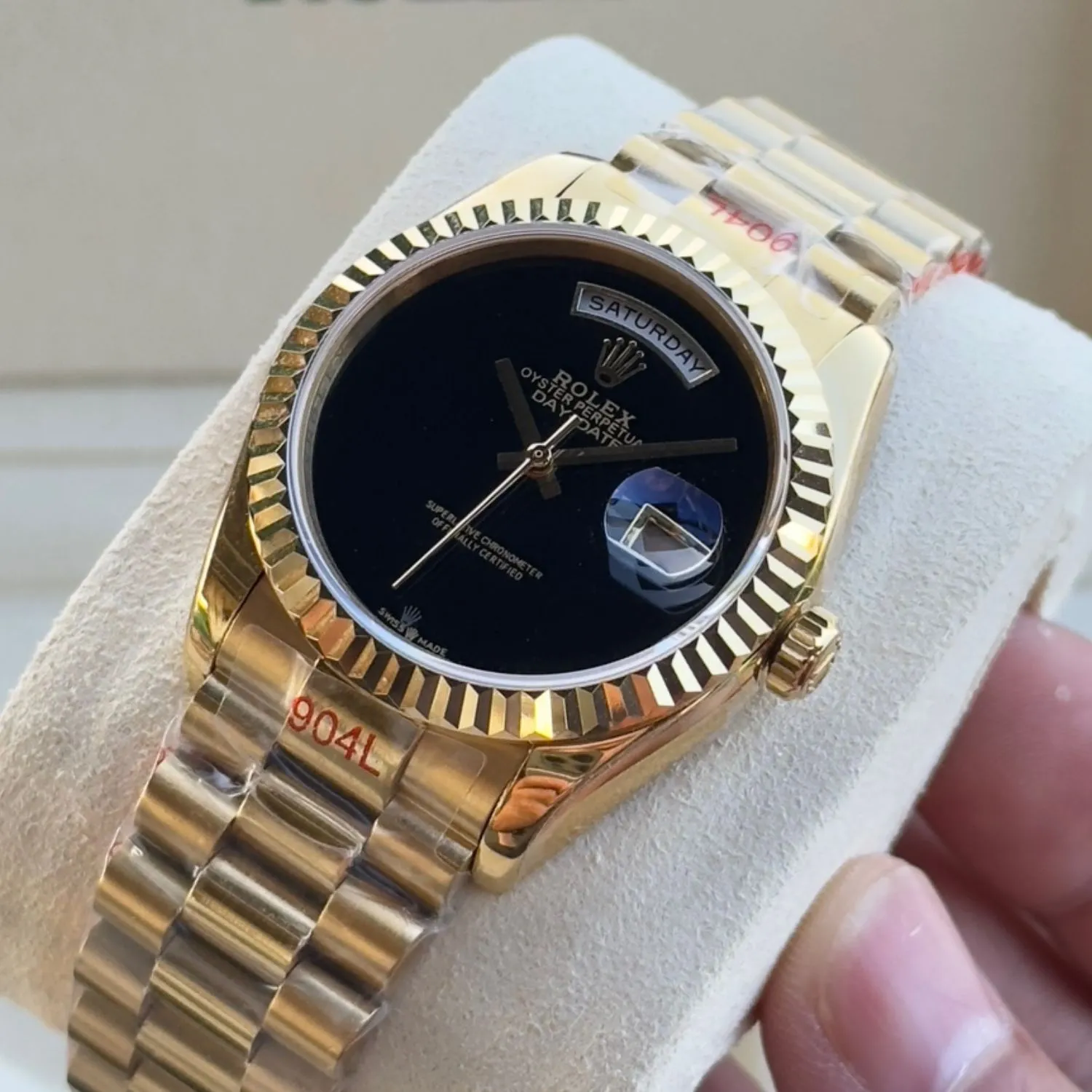 Rolex Day Date Watch Yellow Gold Black Dial 36mm For Women - Image 3