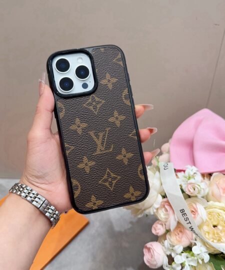 Louis Vuitton Iphone Case Brown