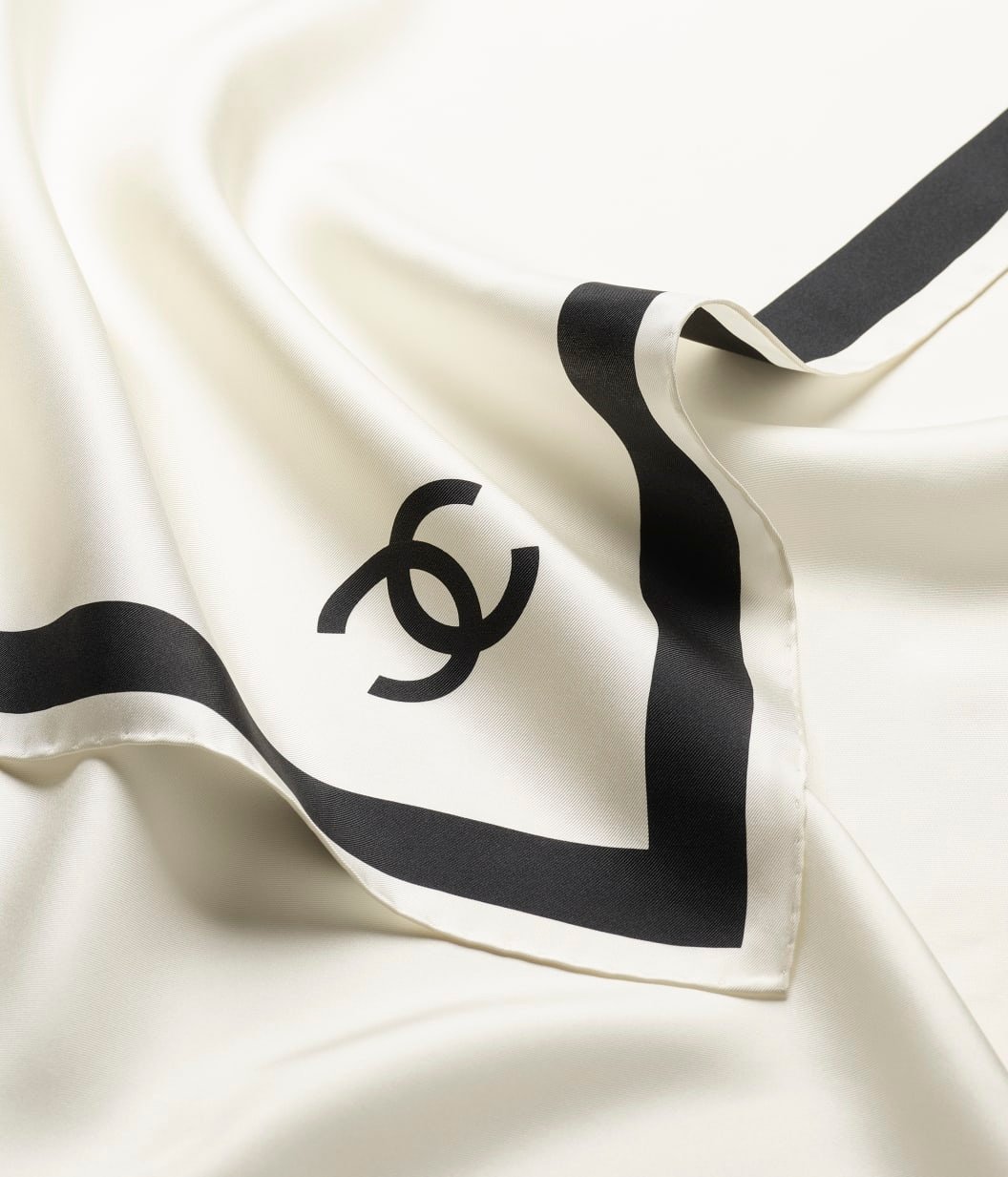 Chanel Square Scarf Ecru/ Black For Women AAB938-B24346-UA149 - Image 4