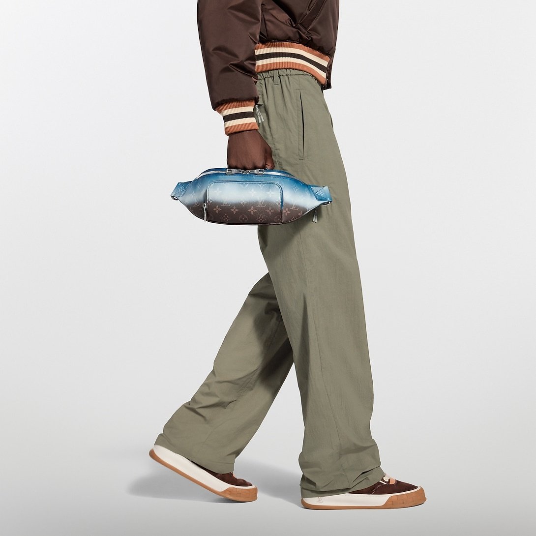 Louis Vuitton Rush Bumbag 11.8in/ 30cm Blue Silver Hardware For Men M28023 - Image 3